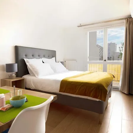 Apartment Beausoleil Metro Paris Sud Le Kremlin-Bicetre